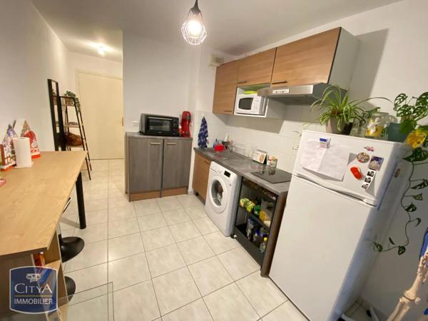Appartement à louer 2 pièces 40.49m² Saint-Michel (16470)