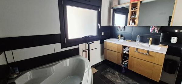 Maison à vendre 7 pièces 150m² Merville (59660)