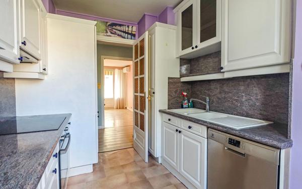 Appartement à vendre    4 pièces • 68 m2 Lyon 8