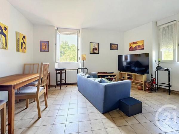 Appartement F3 à vendre  3 pièces - 62,68 m 2   PAMIERS  - 09