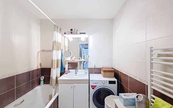 Appartement à vendre    3 pièces • 69,14 m2 Reignier-Ésery