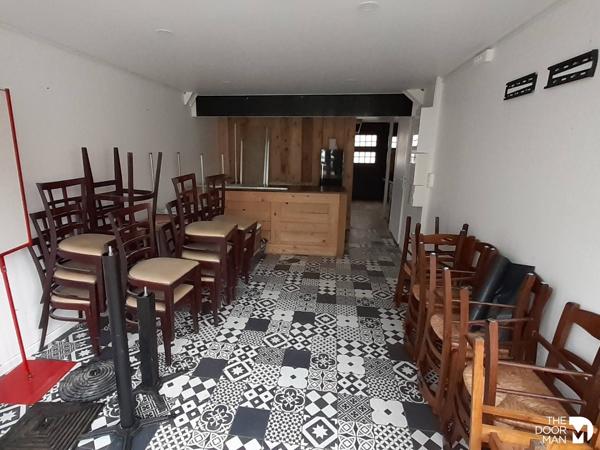Locaux commerciaux - Vendu - 82 m² - MONTIGNY-LE-BRETONNEUX | The Door Man