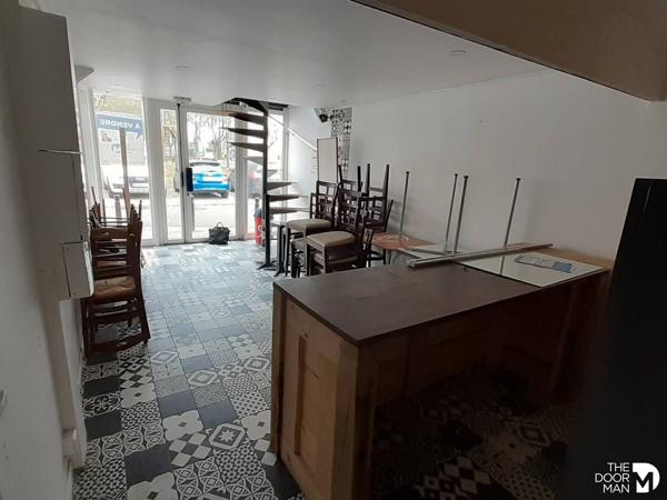 Locaux commerciaux - Vendu - 82 m² - MONTIGNY-LE-BRETONNEUX | The Door Man