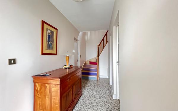 Maison à vendre    7 pièces •  Condé-sur-Sarthe