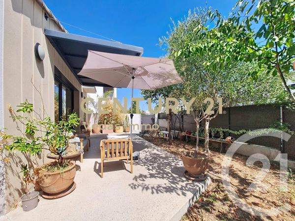 Maison à vendre  4 pièces - 90 m 2   ST JEAN DE VEDAS  - 34