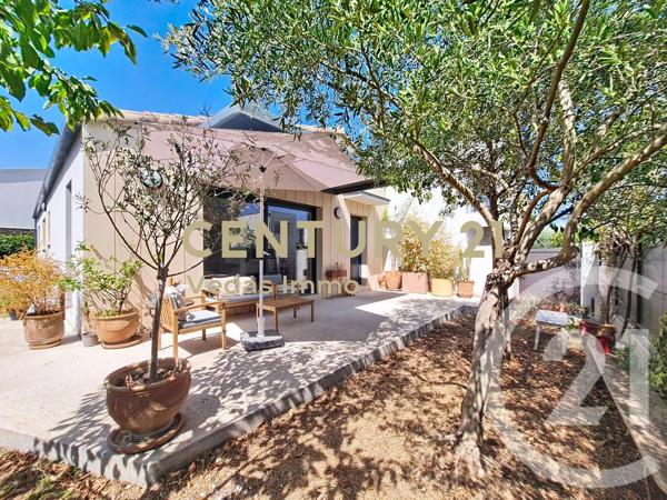 Maison à vendre  4 pièces - 90 m 2   ST JEAN DE VEDAS  - 34