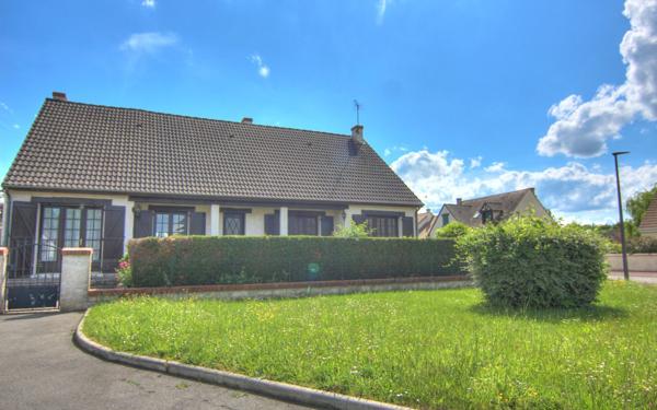 Maison à vendre    6 pièces • 124 m2 Olivet