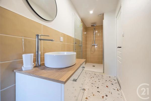 Appartement T2 à vendre  2 pièces - 34 m 2   ALBI  - 81