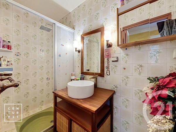 Maison à vendre  6 pièces - 160,36 m 2   ESTAGEL  - 66