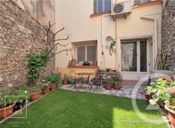 Maison à vendre  6 pièces - 160,36 m 2   ESTAGEL  - 66