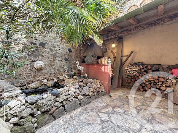 Maison à vendre  6 pièces - 160,36 m 2   ESTAGEL  - 66