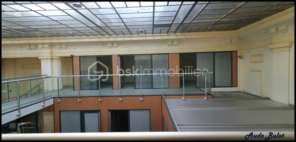 Local d activites de 470 m²