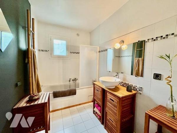 LAVERUNE villa T6 à vendre