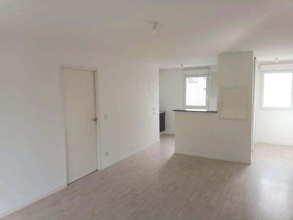 Appartement
         3 pièces
        - 63 m² Exclusivité 219 000 € *