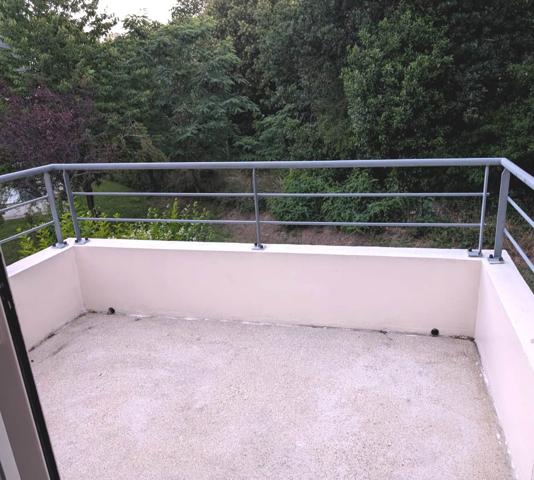 Appartement
         3 pièces
        - 63 m² Exclusivité 219 000 € *