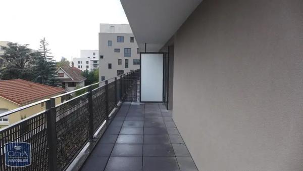 Appartement à louer 3 pièces 67.58m² Villeurbanne (69100)