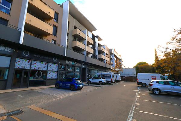 Appartement récent de type 1 à Maurin, avec terrasse et parking