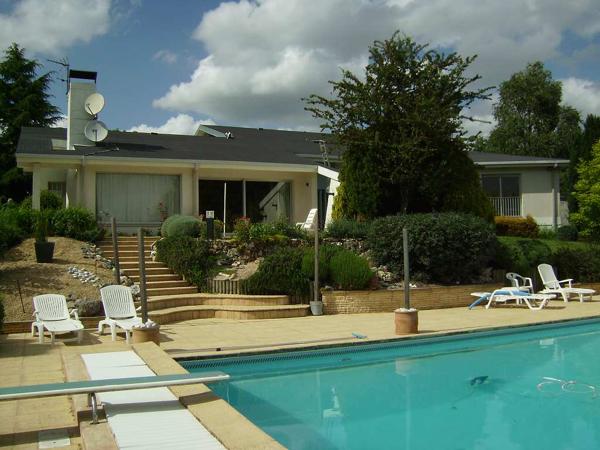 VILLA  D'ARCHITECTE  ANNEES 70 AVEC VUE