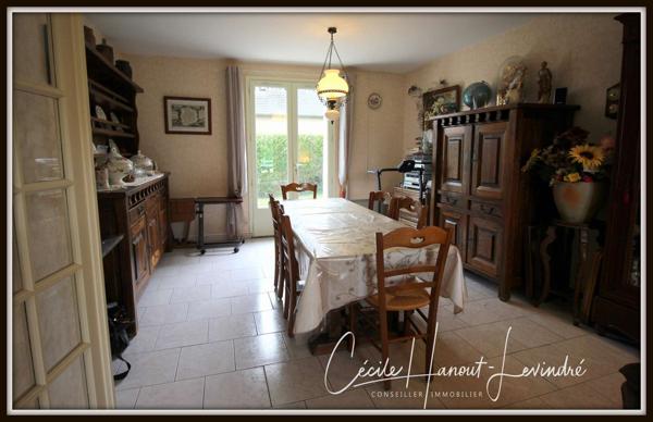 Cancale (35260) CANCALE - PAVILLON sur sous-sol 1986 -98 m² hab. 4 chambres, garage, terrain 428 m²