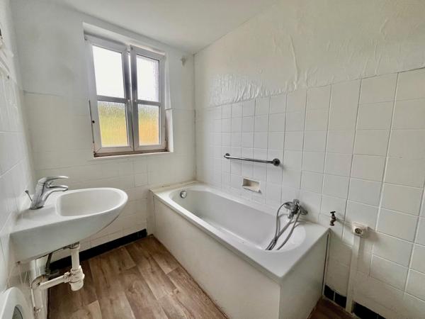 Maison mitoyenne à rénover – Hombourg-Haut