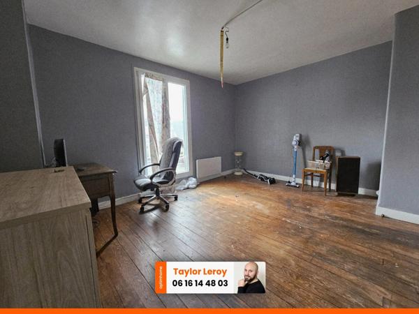 Immeuble au cœur de Luneray