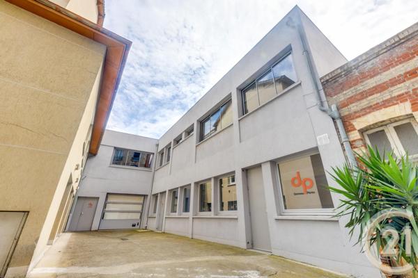 à vendre  372,80 m2 LA GARENNE COLOMBES - 92