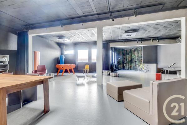 à vendre  372,80 m2 LA GARENNE COLOMBES - 92