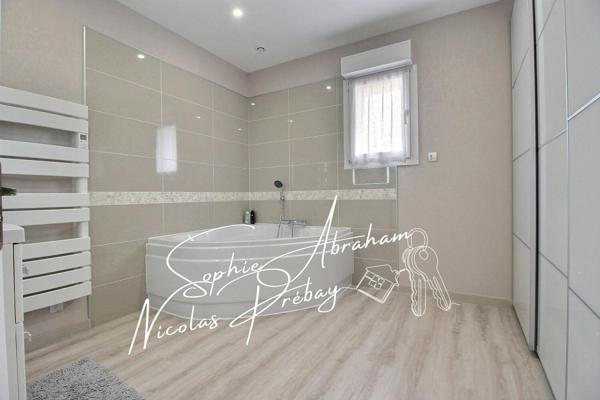 Charme de la pierre & confort moderne ? Maison rénovée avec piscine