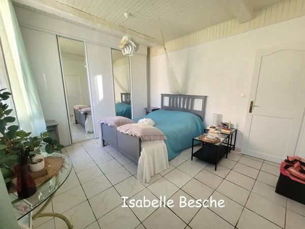 Maison 3 chambres avec dépendance- terrain divisible- proximité immédiate Bordeaux Bastide