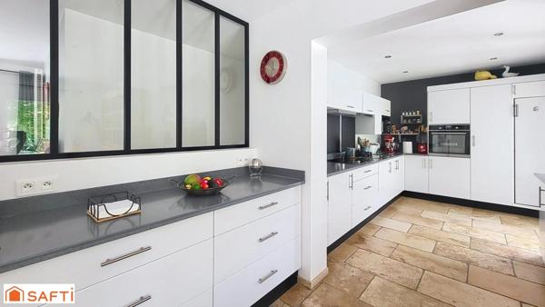 Maison de 159m2 de plain pied + Dépendance T3