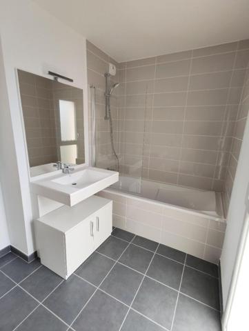 LOCATION MAISON TYPE 4 _ CONFIDENCE M01,  
Angers 49000