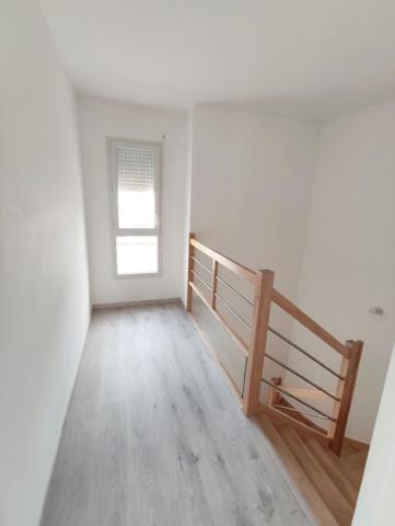 LOCATION MAISON TYPE 4 _ CONFIDENCE M01,  
Angers 49000