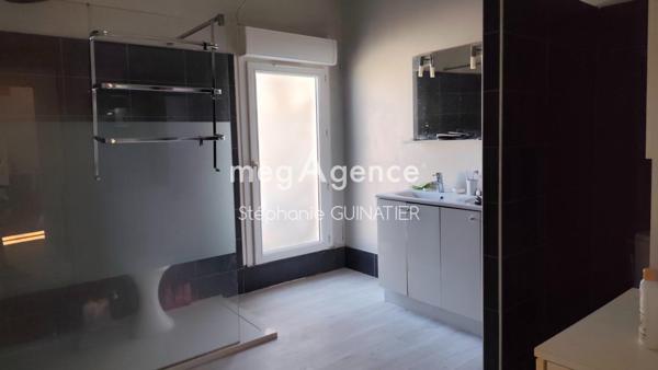 Maison à SAINT-YORRE, 03270 - 5 pièces 106m²