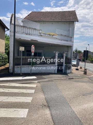 Maison à SAINT-YORRE, 03270 - 5 pièces 106m²