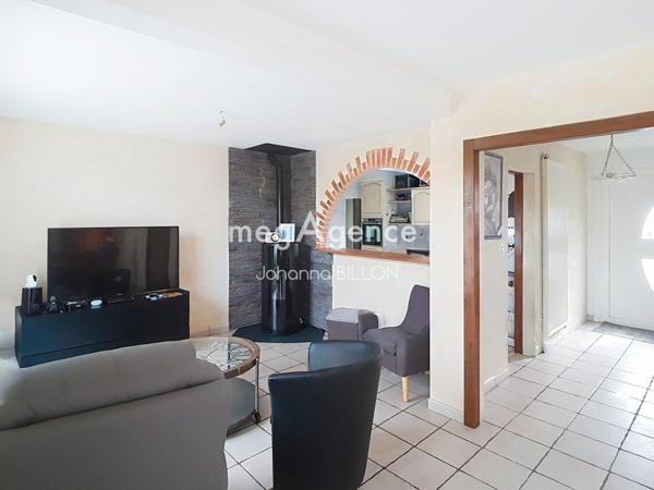 Maison à LUSSAULT-SUR-LOIRE, 37400 - 5 pièces 142m²