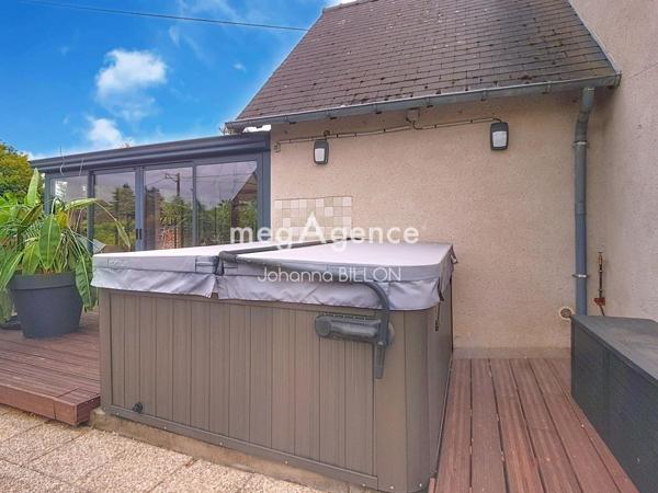 Maison à LUSSAULT-SUR-LOIRE, 37400 - 5 pièces 142m²