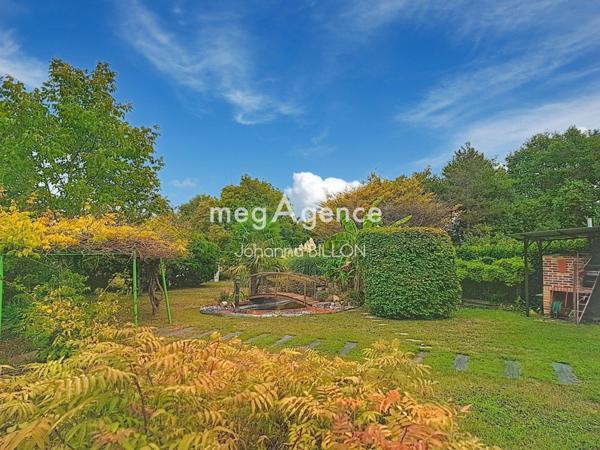 Maison à LUSSAULT-SUR-LOIRE, 37400 - 5 pièces 142m²