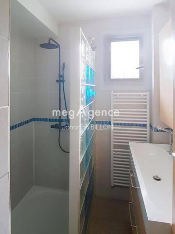 Maison à LUSSAULT-SUR-LOIRE, 37400 - 5 pièces 142m²