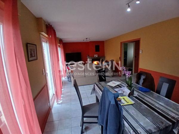 EXCLUSIVITE ! A VENDRE maison de 125 M2 + dépôt de 100 m2 sur Ploeren