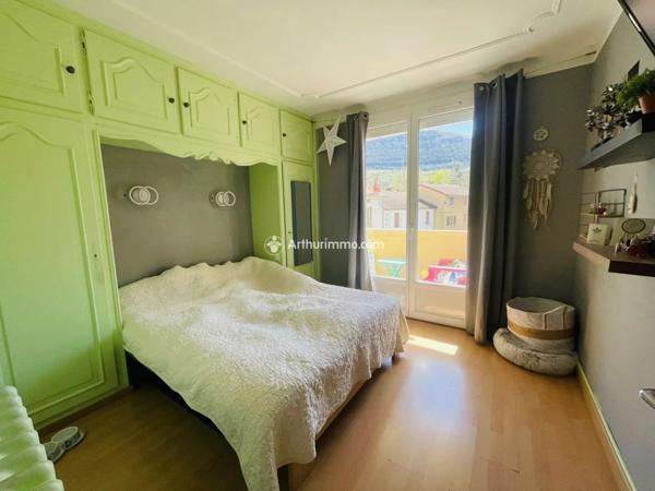 Vente Appartement 4 pièces 67 m2 à Millau