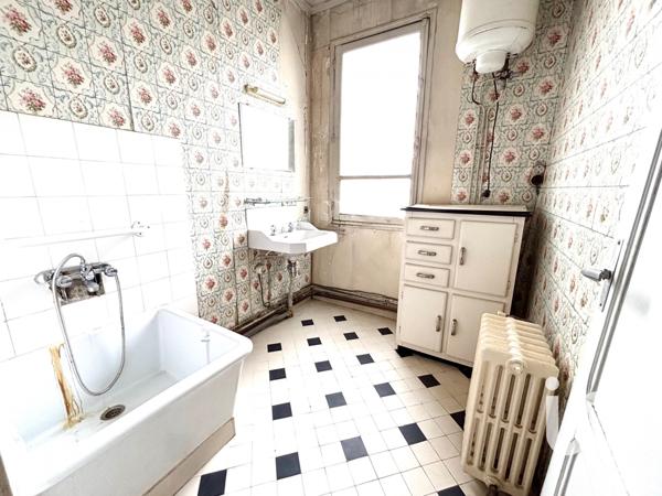 Maison à vendre 6 pièces 108 m² Saint-Gaultier