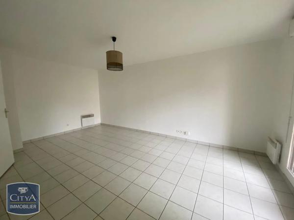 Appartement à louer 2 pièces 43.33m² Elbeuf (76500)