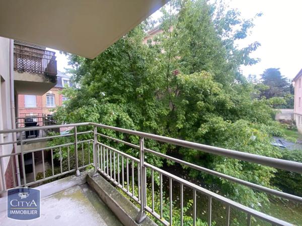 Appartement à louer 2 pièces 43.33m² Elbeuf (76500)
