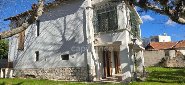 Maison à vendre 5 pièces MARSEILLE 11EME proche 12éme terrain 961m²