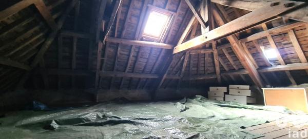 Maison de village 6 pièces de 135 m² à Larré (56230)