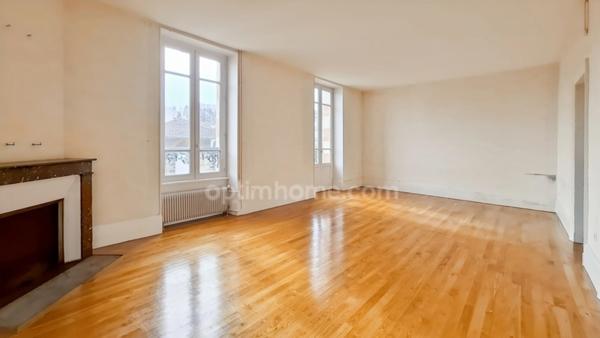 T3 duplex – Bureau + mezzanine – Immeuble 1903 – Chamalières – DPE E / GES E
