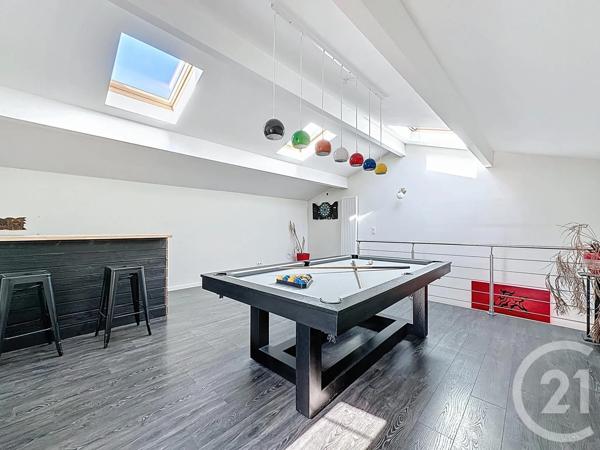 Maison à vendre  7 pièces - 200 m 2   MOZAC  - 63
