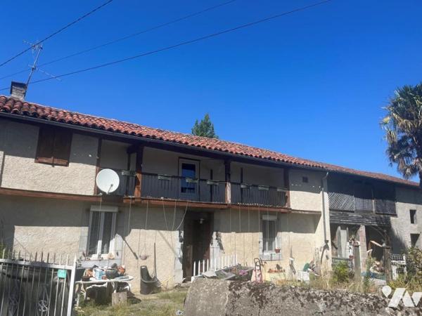MAISON EN PIERRE AVEC CORPS DE FERME