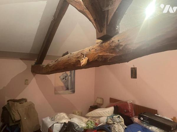 MAISON EN PIERRE AVEC CORPS DE FERME