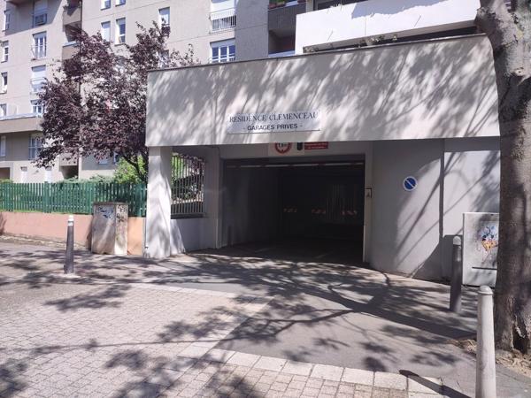 PARKING SOUS TERRAIN HYPER-CENTRE